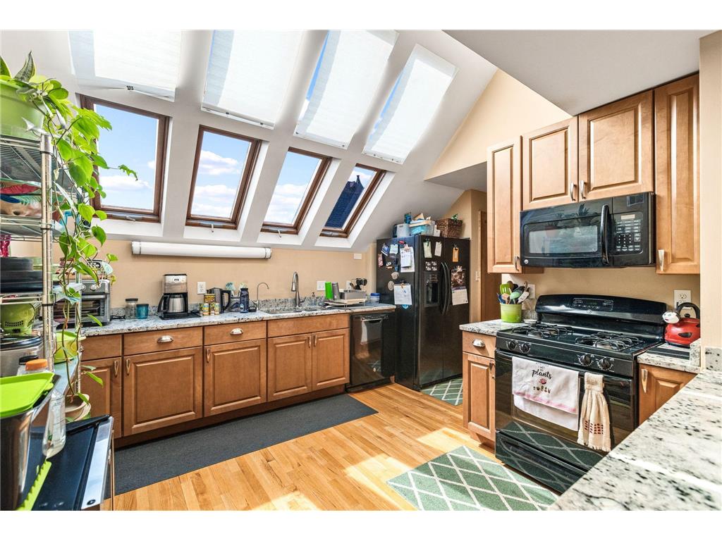 542 Portland Avenue Saint Paul MN 55102 6772103 image41