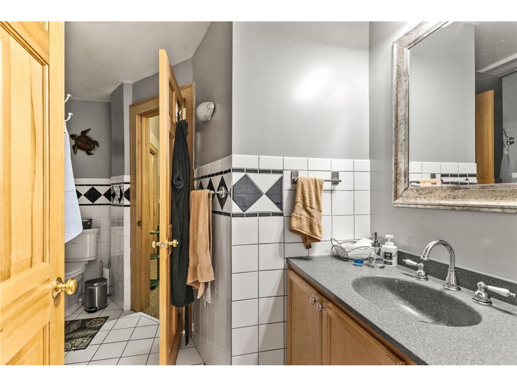 542 Portland Avenue Saint Paul MN 55102 6772103 image42