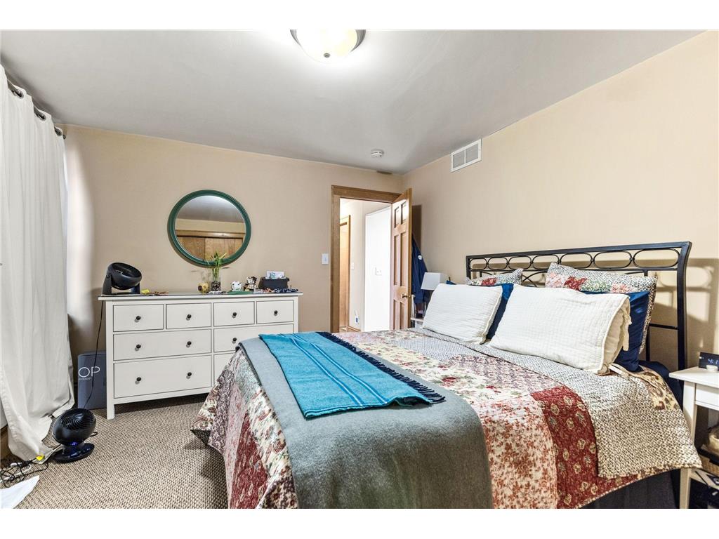 542 Portland Avenue Saint Paul MN 55102 6772103 image43