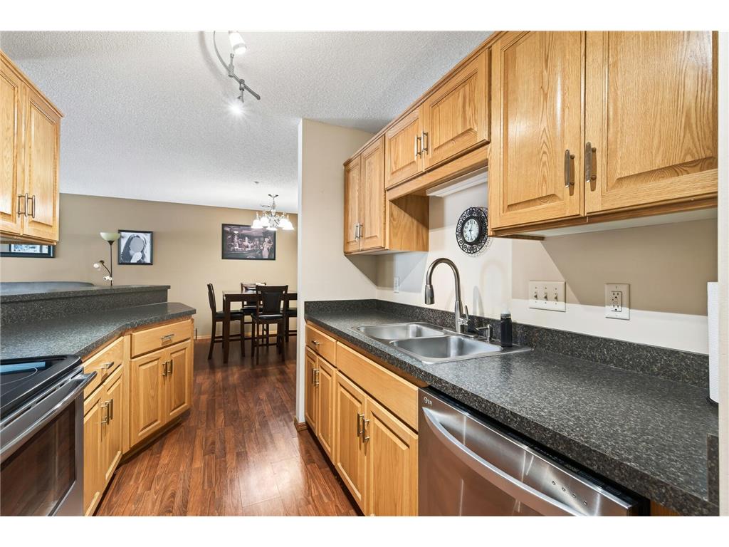 5420 100th Lane N Brooklyn Park MN 55443 7080477 image10