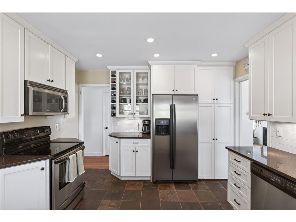 5420 Oliver Avenue S Minneapolis MN 55419 7072164 image2