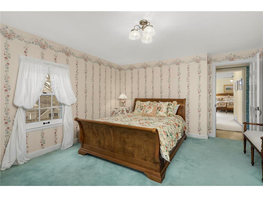 5420 Woodcrest Drive Edina MN 55424 7053996 image22