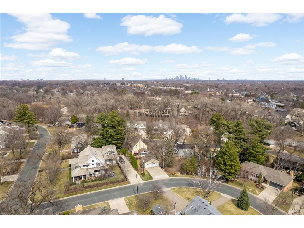 5420 Woodcrest Drive Edina MN 55424 7053996 image37