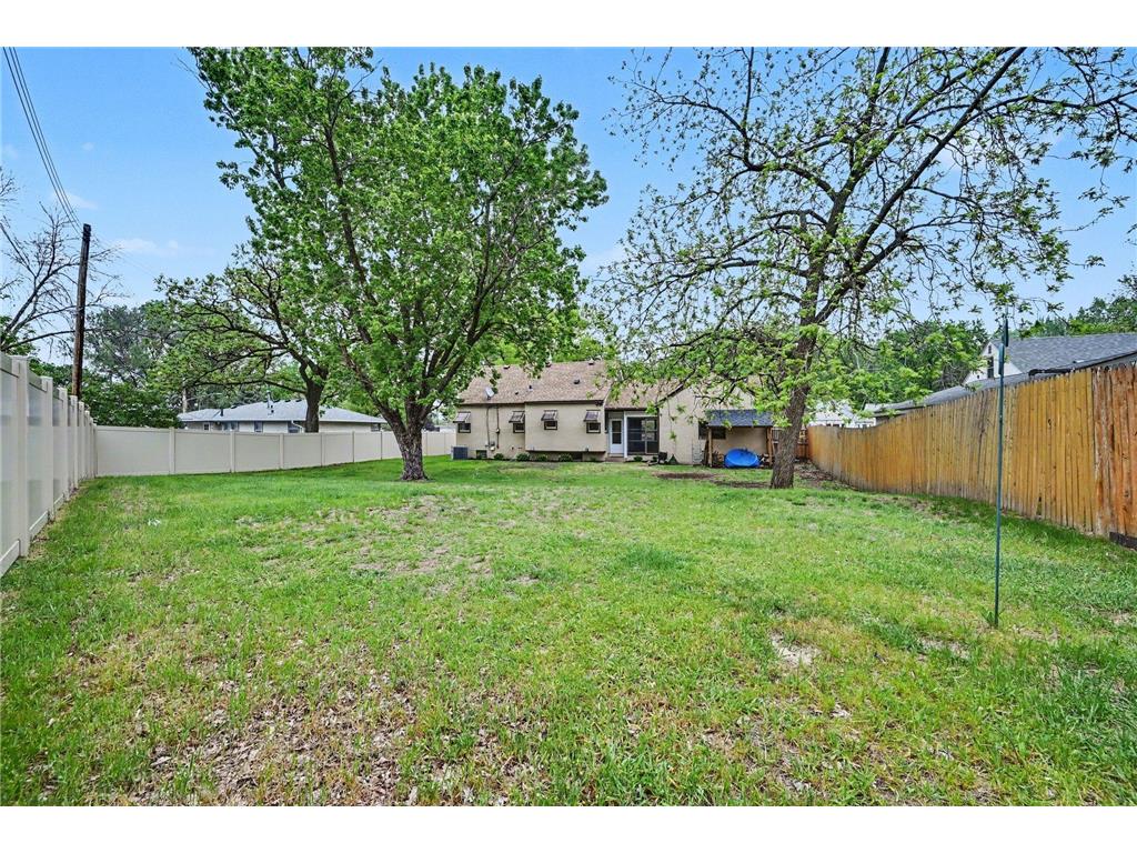 5422 Madison Street NE Fridley MN 55421 7075732 image32
