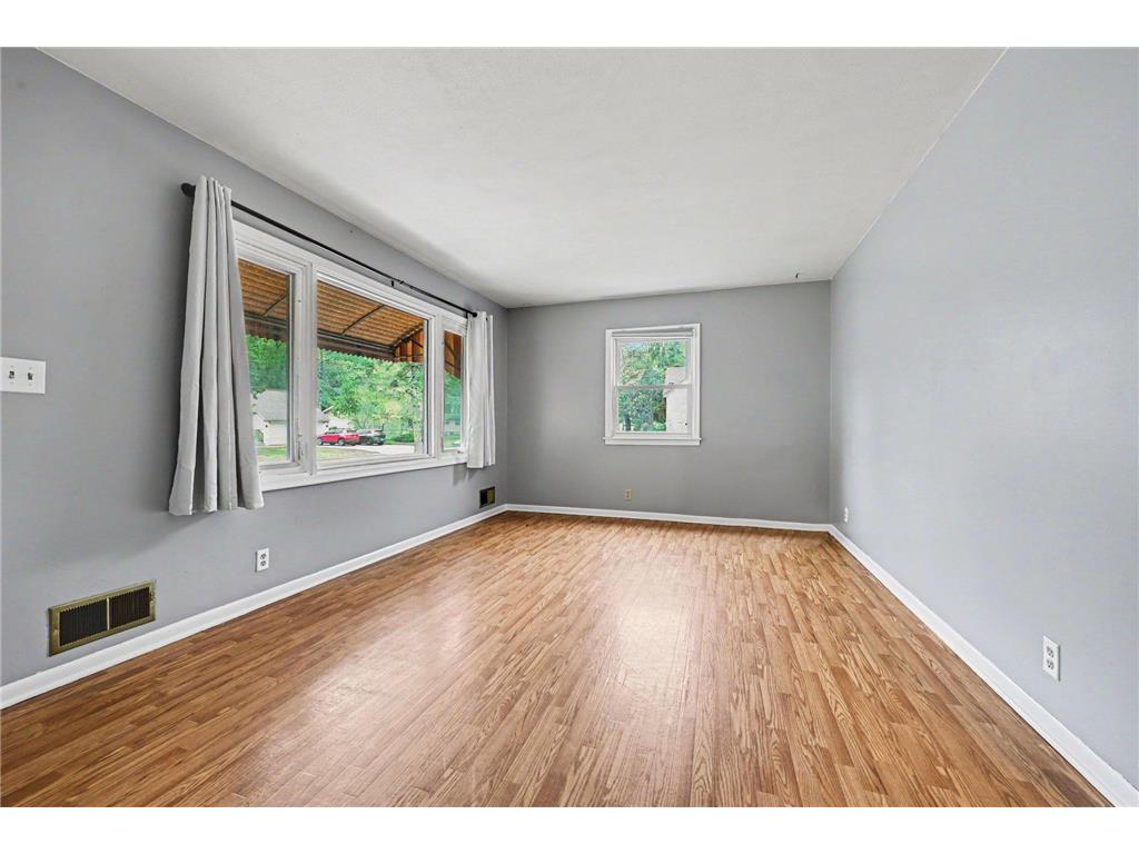 5422 Madison Street NE Fridley MN 55421 7075732 image6