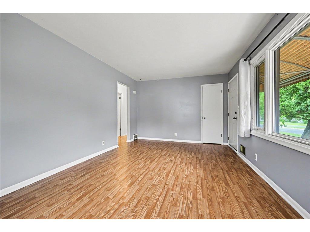 5422 Madison Street NE Fridley MN 55421 7075732 image7