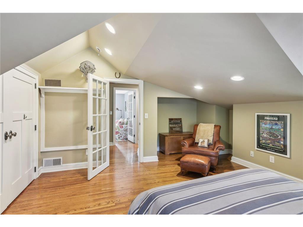 5423 Abbott Place Edina MN 55410 7025558 image35