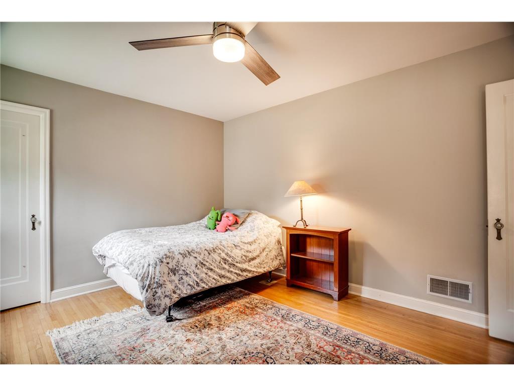 5424 Columbus Avenue Minneapolis MN 55417 7078417 image32