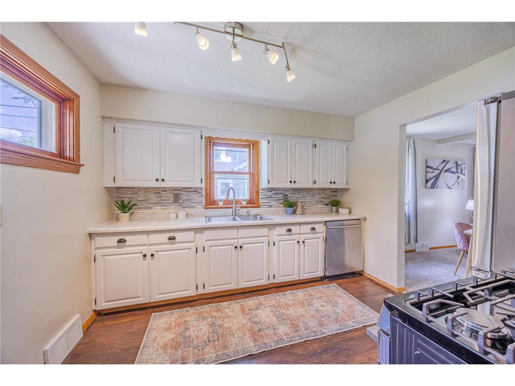 5425 32nd Avenue S Minneapolis MN 55417 7084916 image16