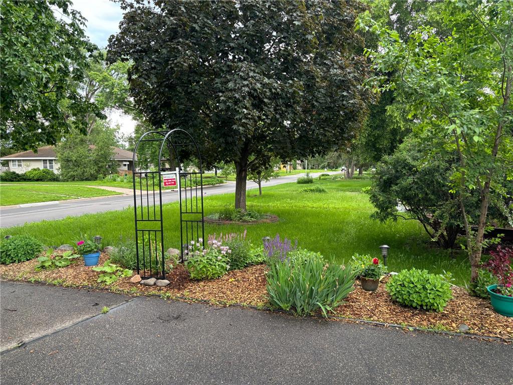 5427 Knox Avenue N Brooklyn Center MN 55430 7041250 image28