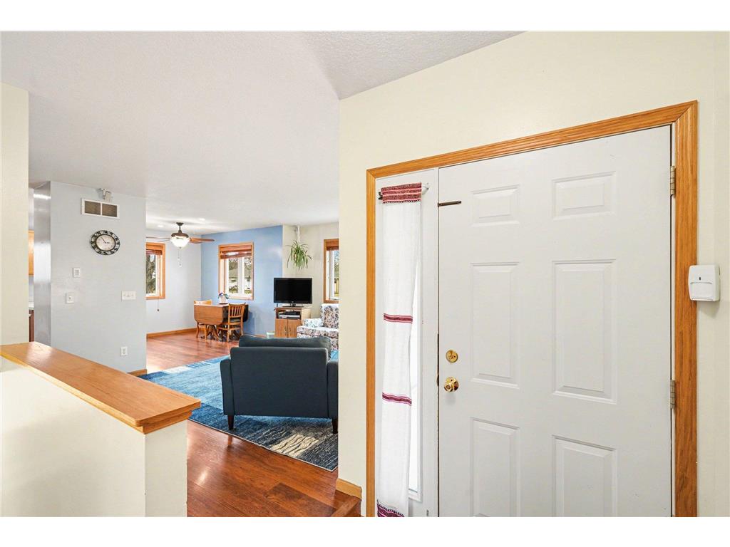 5427 Knox Avenue N Brooklyn Center MN 55430 7041250 image5
