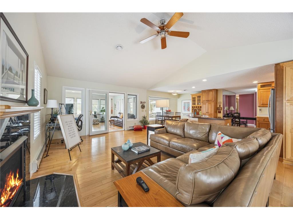 5427 Twin Lake Boulevard E Brooklyn Center MN 55429 - Upper Twin Lake 6765430 image1