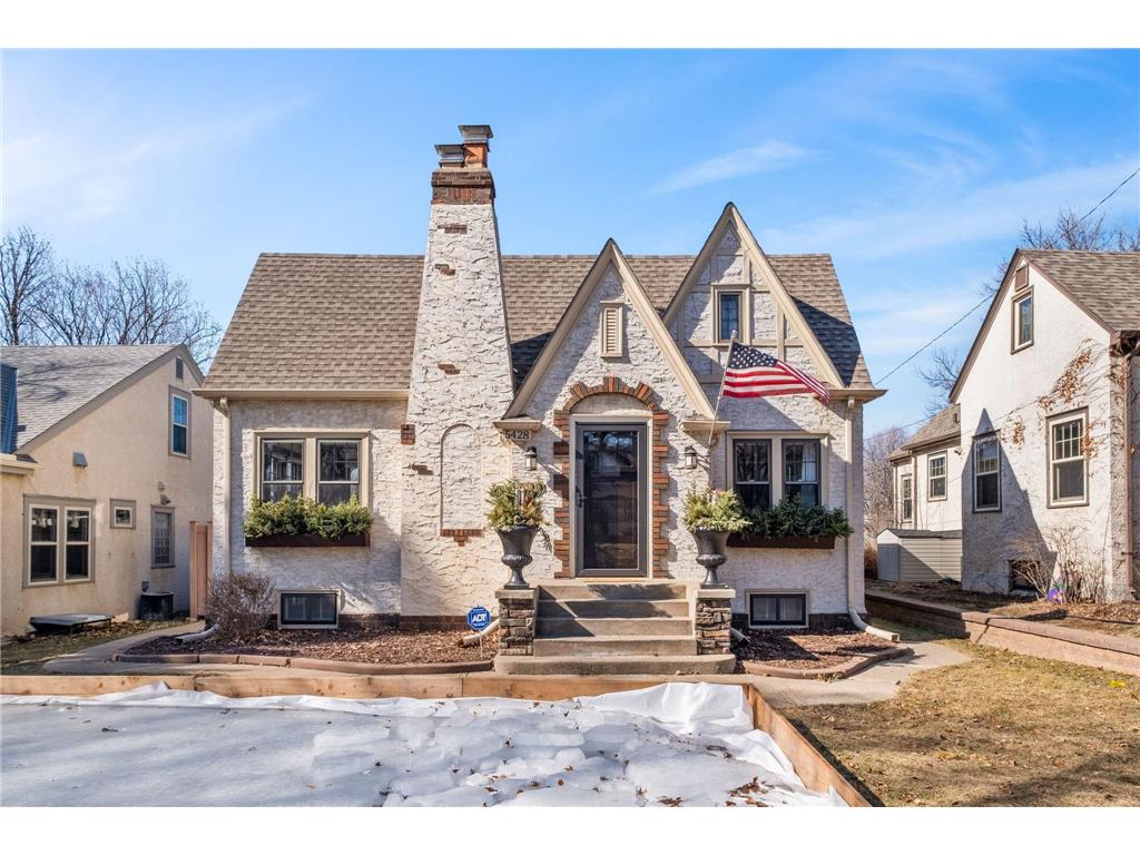 5428 Clinton Avenue Minneapolis MN 55419 6409060 image1