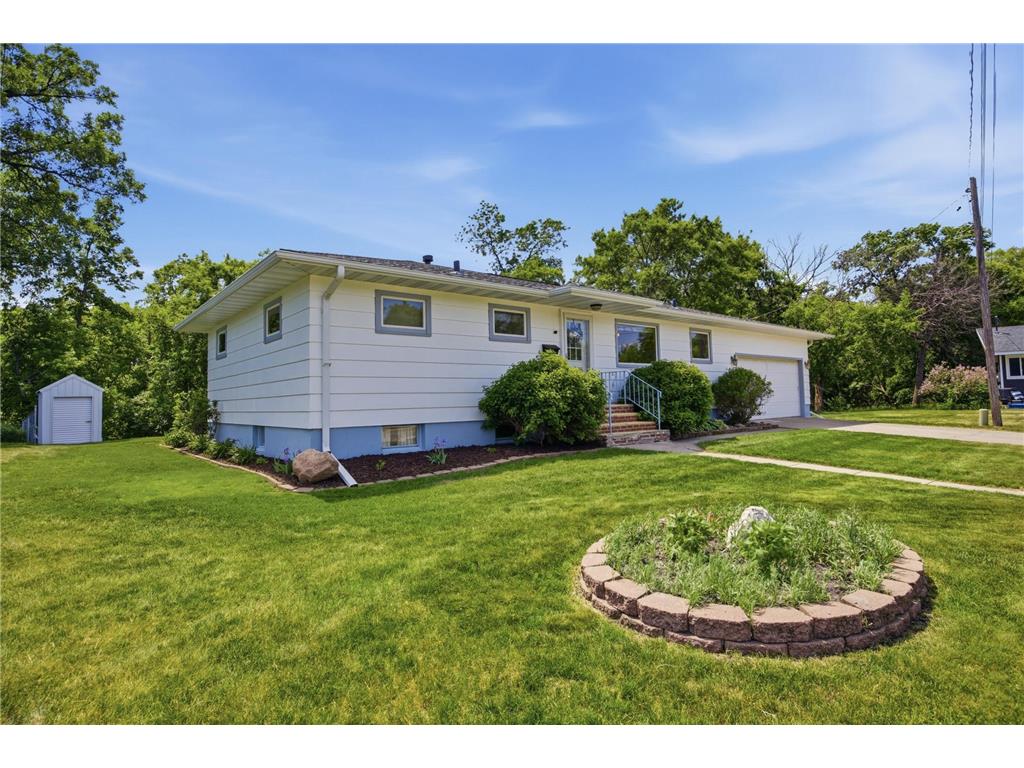 543 4th Avenue W West Fargo ND 58078 7086059 image2