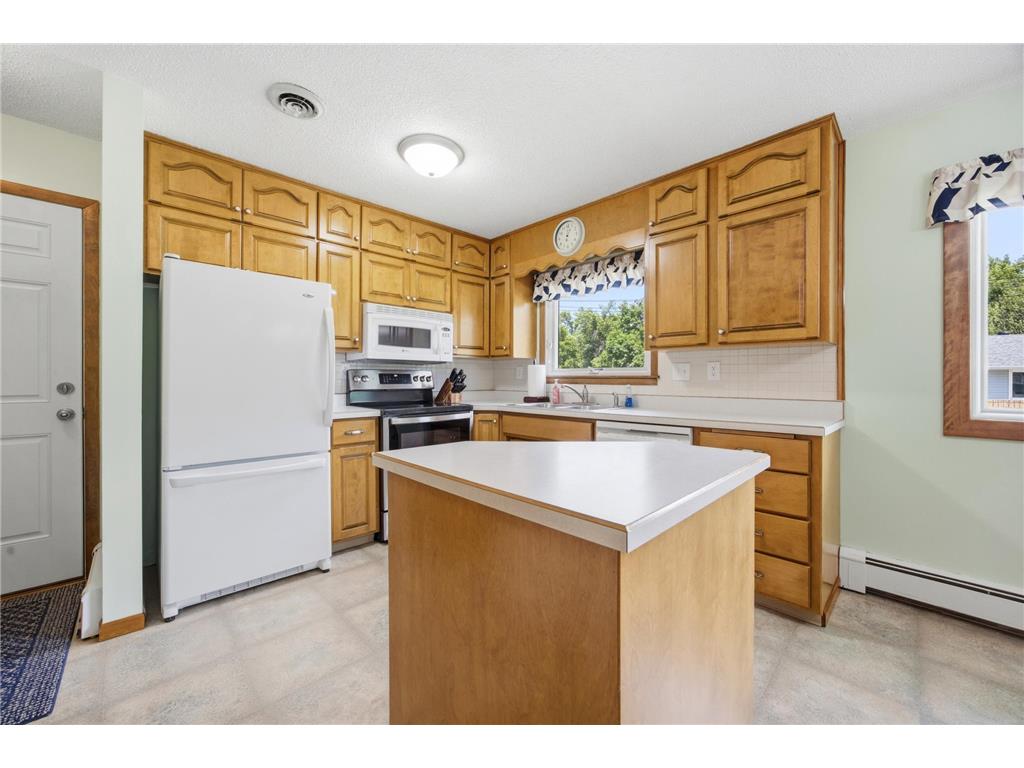 543 4th Avenue W West Fargo ND 58078 7086059 image5