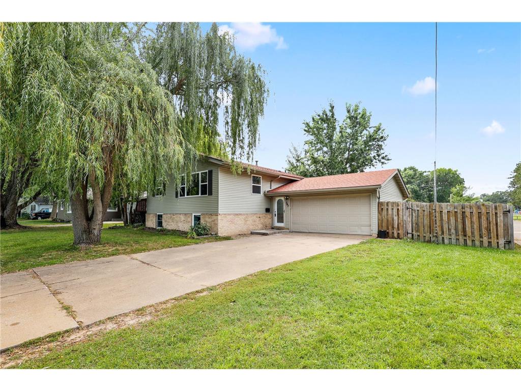 543 5th Avenue NW Cambridge MN 55008 6447879 image1