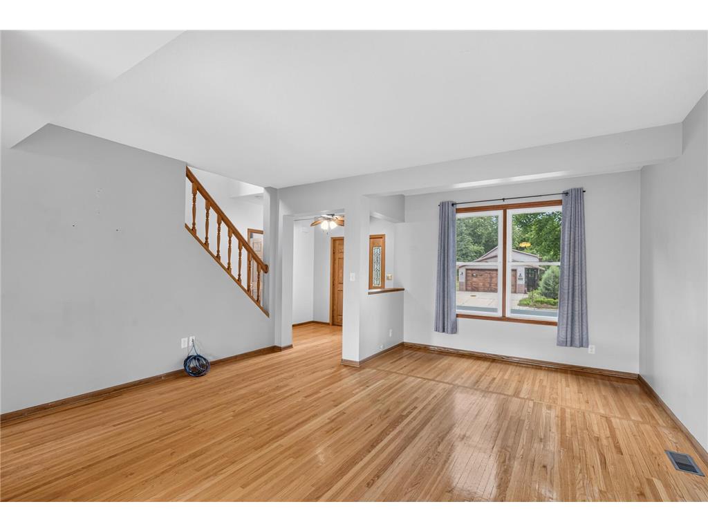 543 5th Avenue SW Cambridge MN 55008 7098700 image10