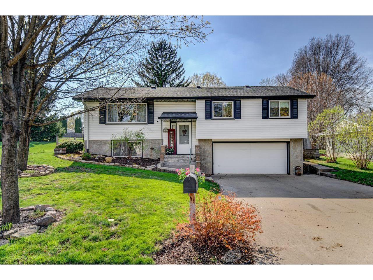 543 N Grove Street, River Falls, WI 54022 MLS 5745004 Edina Realty