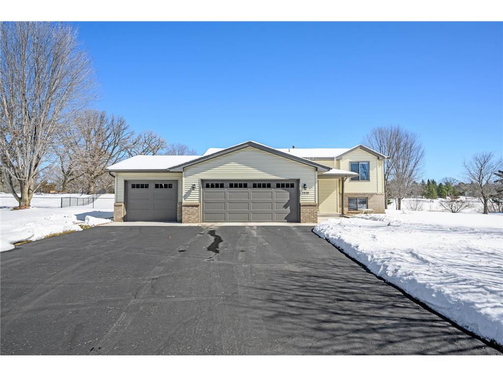 5430 274th Street Wyoming MN 55092 6510260 image1
