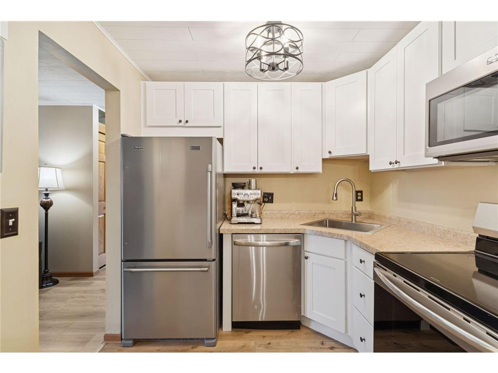 5430 Three Points Blvd #123 Mound MN 55364 - Lake Minnetonka 7015093 image8