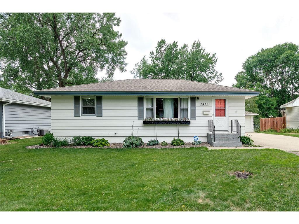5432 Altura Road NE Fridley MN 55421 6410761 image1