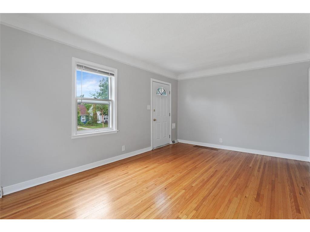 5433 30th Avenue S Minneapolis MN 55417 7095158 image3