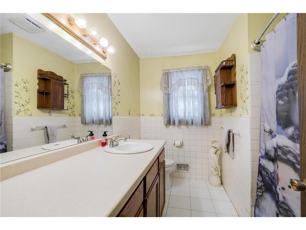 544 3rd Avenue NW New Brighton MN 55112 6825726 image24