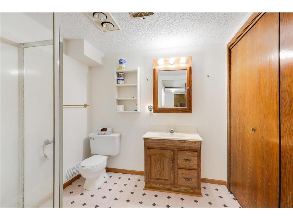 544 3rd Avenue NW New Brighton MN 55112 6825726 image25