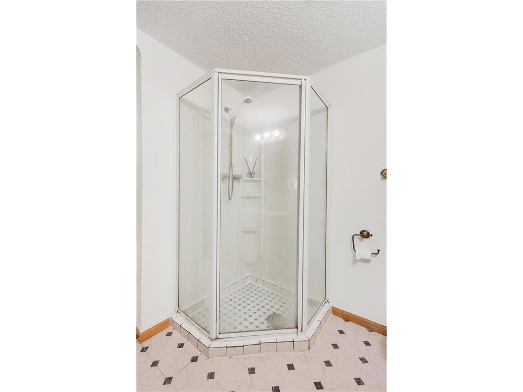 544 3rd Avenue NW New Brighton MN 55112 6825726 image27