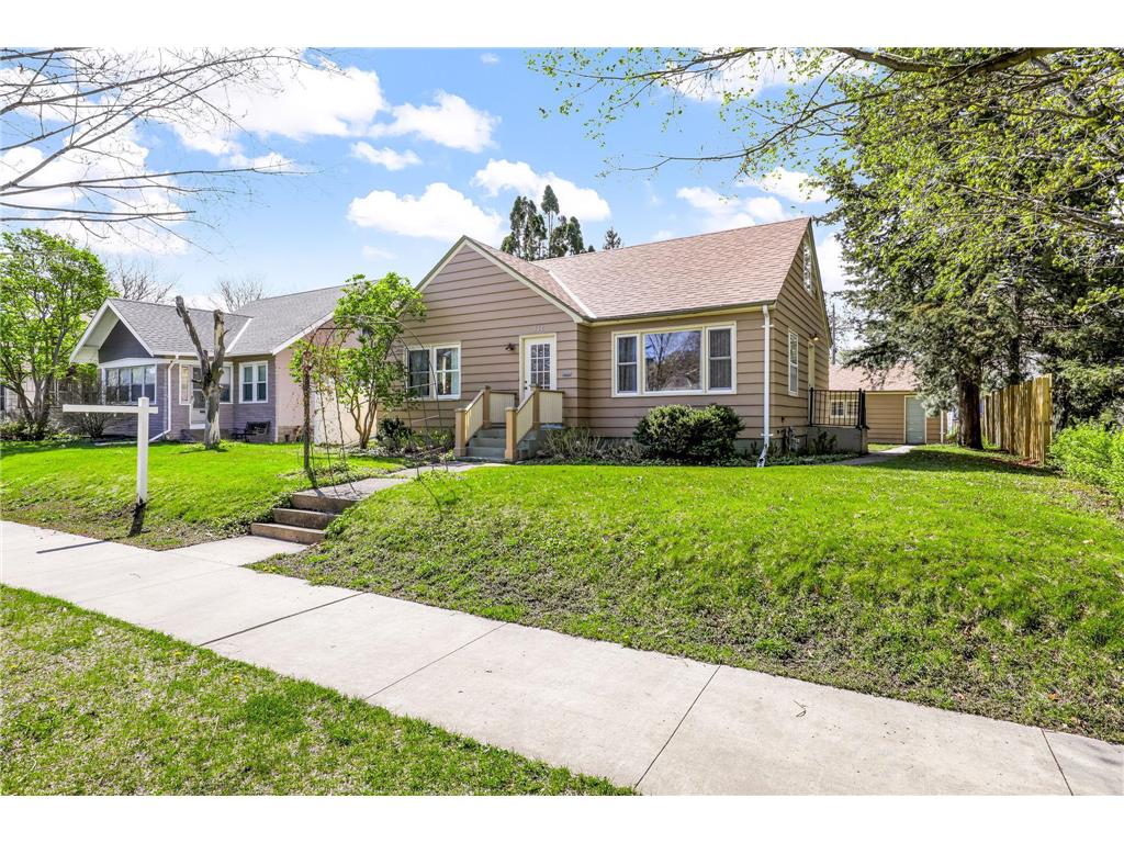 544 Wheelock Parkway W, Saint Paul, MN, 55117 MLS 6530726 Edina Realty