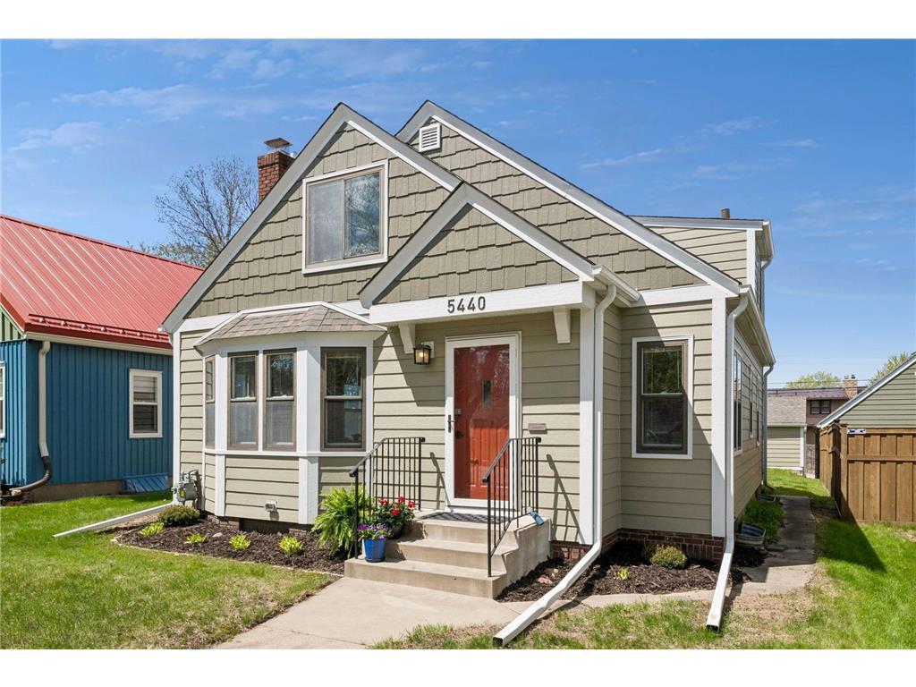 5440 Shoreview Avenue Minneapolis MN 55417 7057800 image1