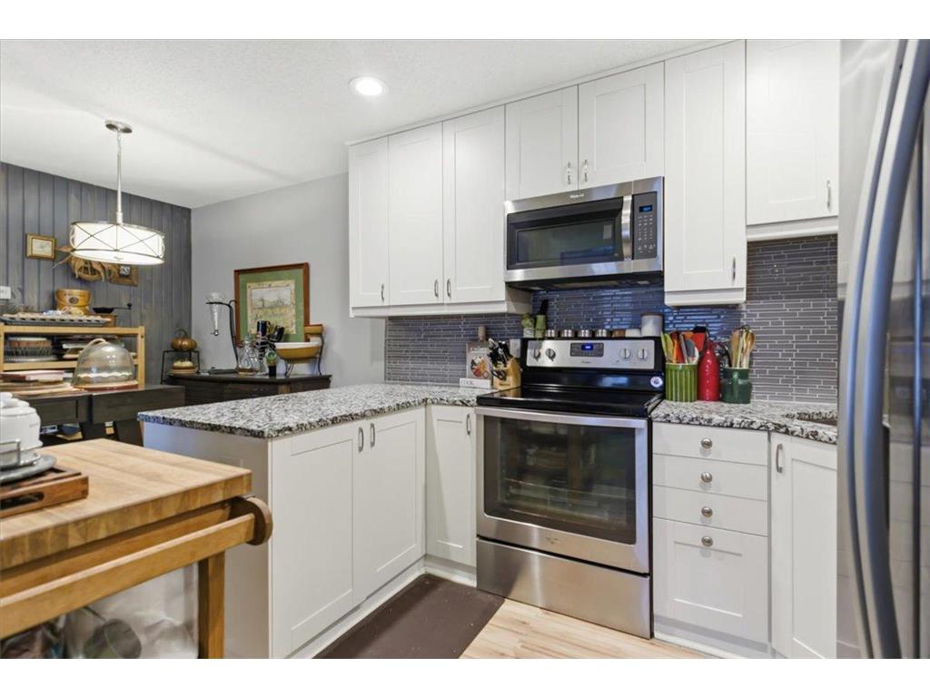 5440 Three Points Boulevard #523 Mound MN 55364 - Lake Minnetonka 6818539 image1