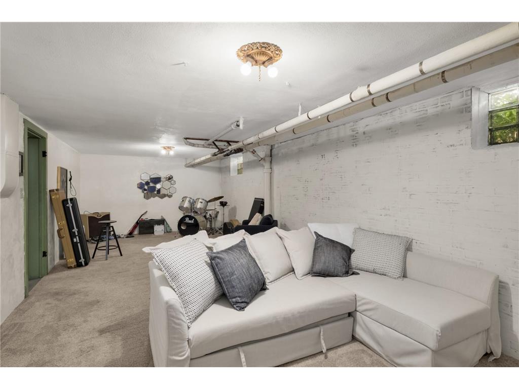 5441 Fremont Avenue S Minneapolis MN 55419 7071833 image20