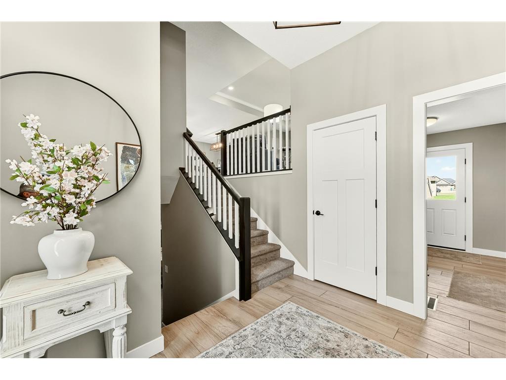 5443 Ridgeview Drive NW Rochester MN 55901 7068725 image3