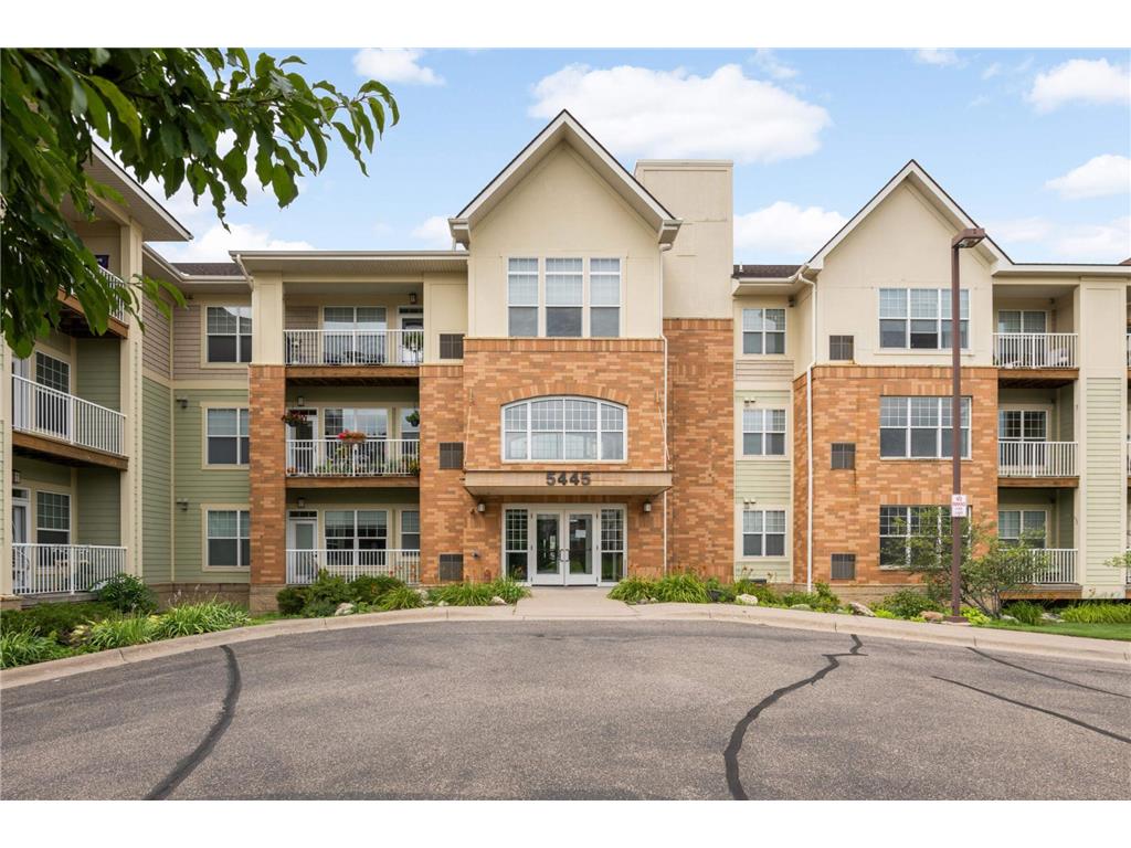 5445 Boone Avenue N #114 New Hope MN 55428 6732114 image1