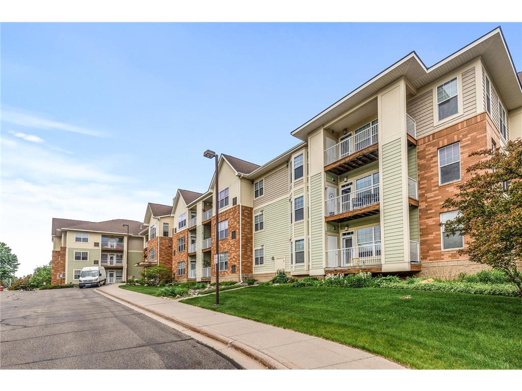 5445 Boone Avenue N #216 New Hope MN 55428 6725473 image1