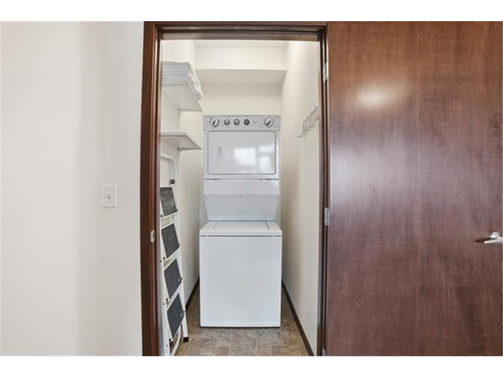 5445 Boone Avenue N #317 New Hope MN 55428 7003751 image10