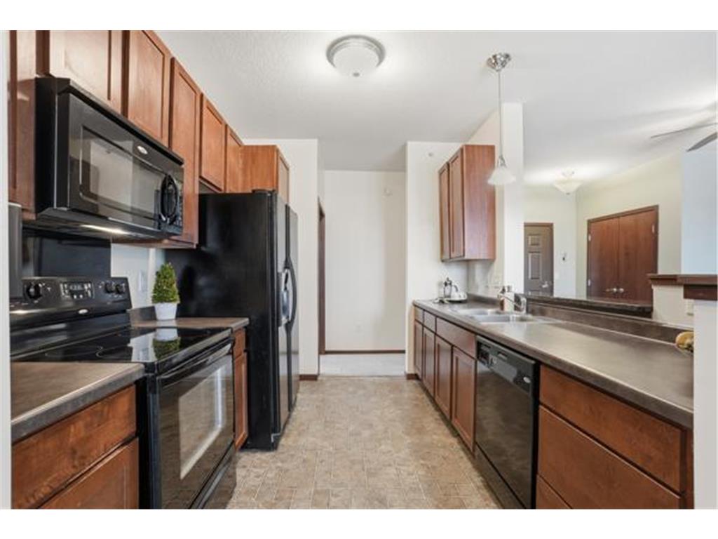 5445 Boone Avenue N #317 New Hope MN 55428 7003751 image11