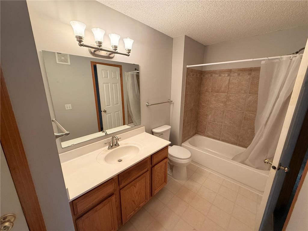 5447 Fawn Meadow Curve SE Prior Lake MN 55372 7106557 image11