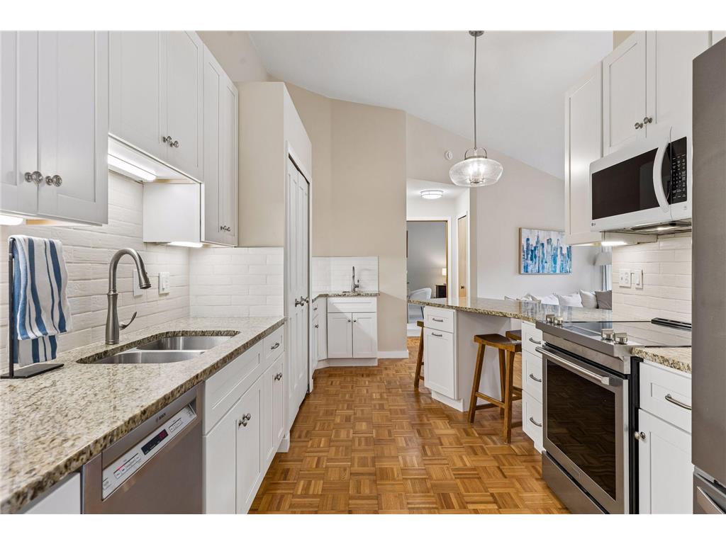 5448 Pompano Drive Minnetonka MN 55343 7089514 image11