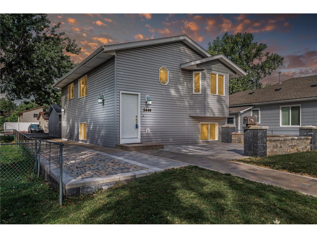 5449 Emerson Avenue N Brooklyn Center MN 55430 6603242 image1