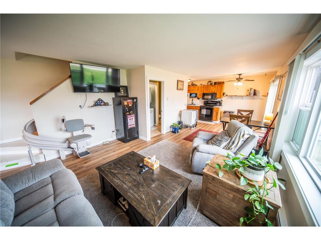 545 1st Avenue SW #C Plainview MN 55964 6801383 image5