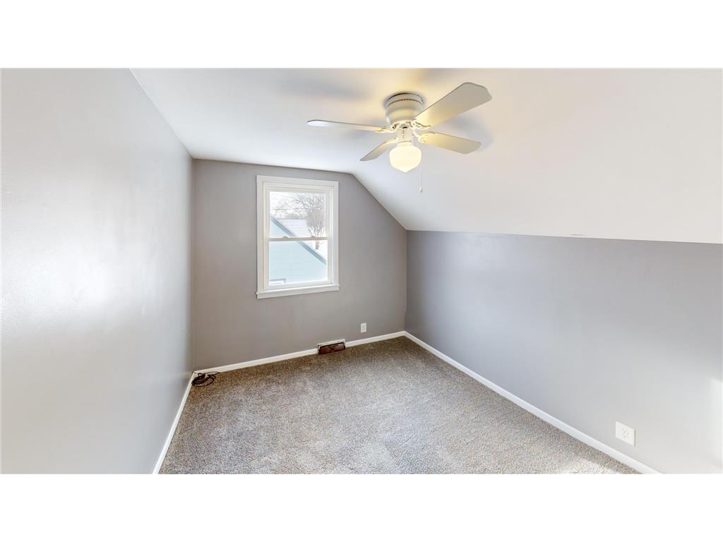 545 2nd Avenue SE Wells MN 56097 6820731 image13