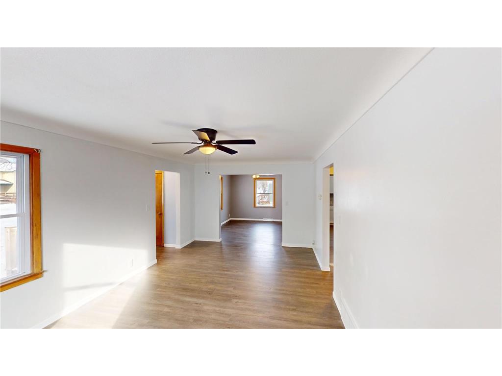 545 2nd Avenue SE Wells MN 56097 6820731 image2