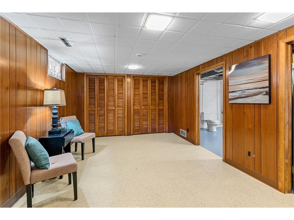 545 6th Avenue S South Saint Paul MN 55075 7003774 image23