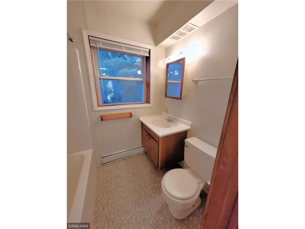 545 Birchcrest Drive #4 River Falls WI 54022 6742019 image21