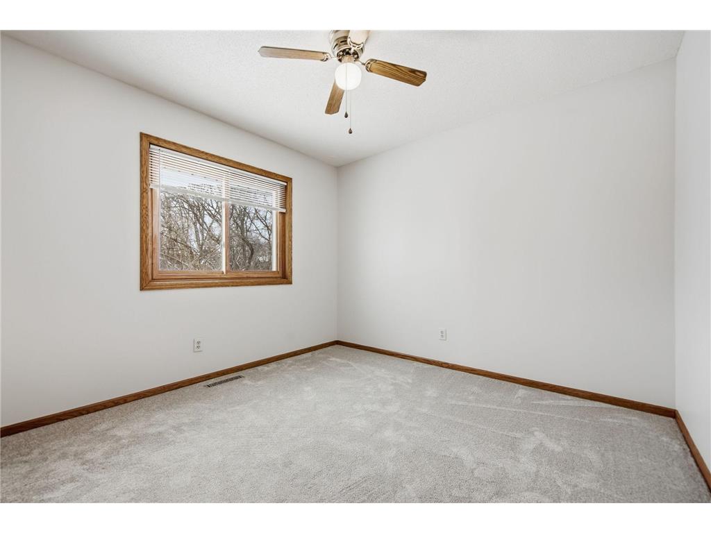 5452 Helena Road N Oakdale MN 55128 6803106 image13