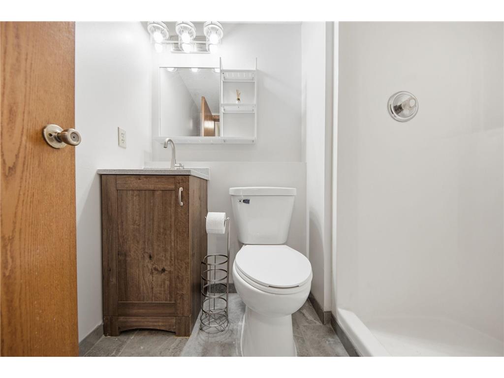 5452 Helena Road N Oakdale MN 55128 6803106 image19