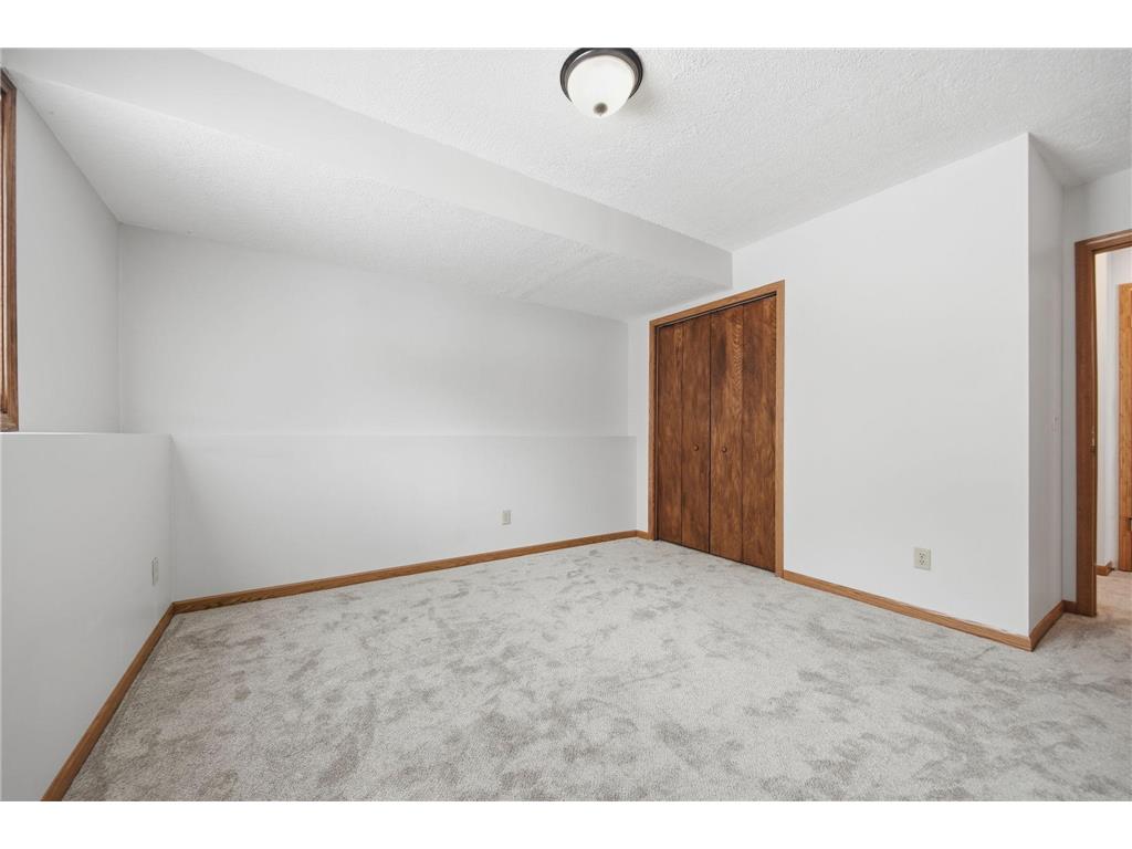 5452 Helena Road N Oakdale MN 55128 6803106 image22