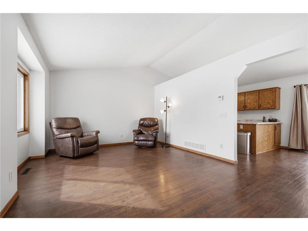 5452 Helena Road N Oakdale MN 55128 6803106 image3